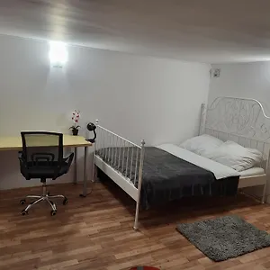Grzegorzecka Nr 5 Kwatera prywatna